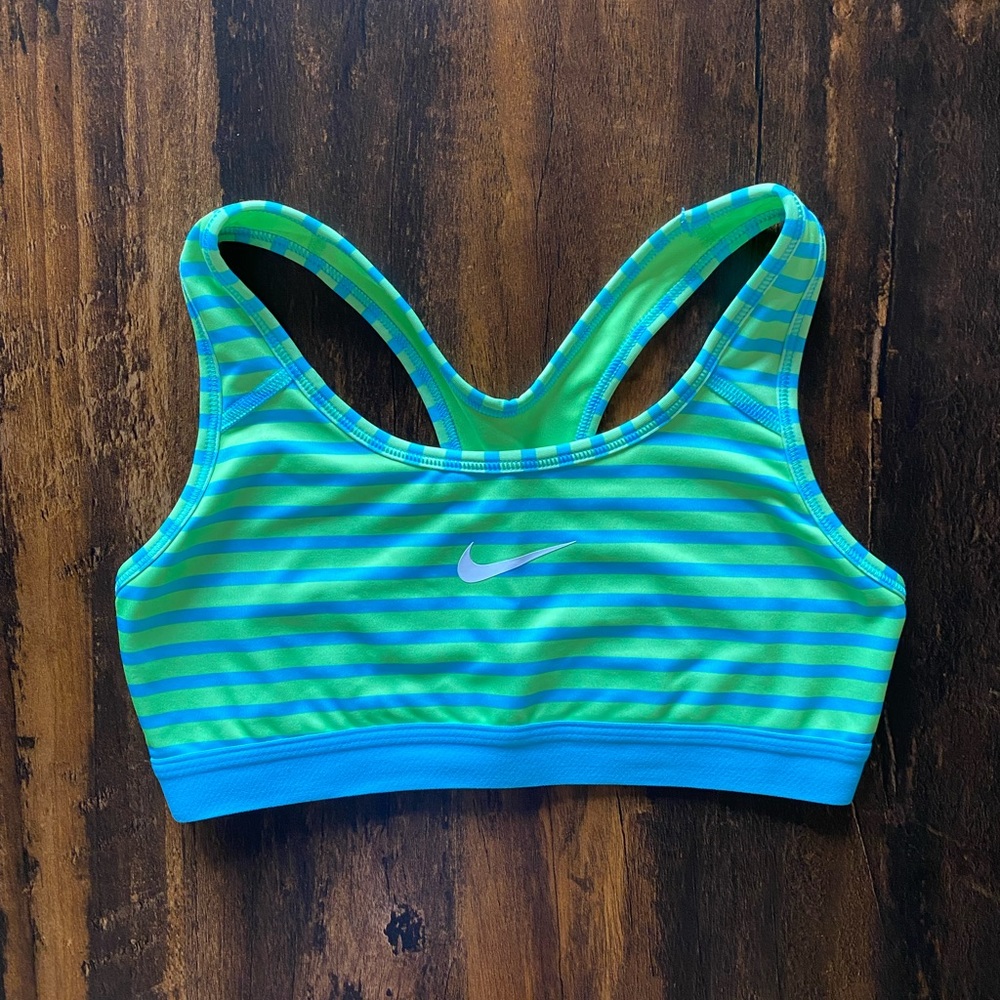 NWOT Nike Sports Bra